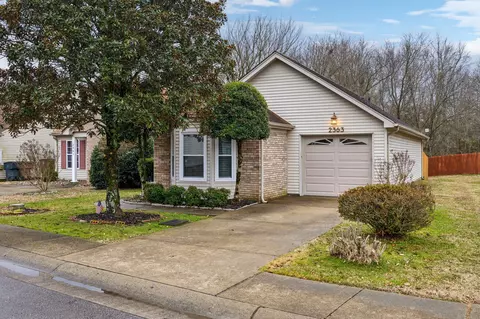 2363 Benay Rd, Nashville, TN 37214