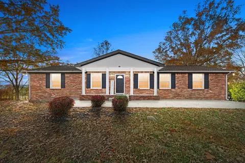 530 Hay Market Rd, Clarksville, TN 37043