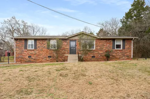 123 N Valley Rd, Hendersonville, TN 37075
