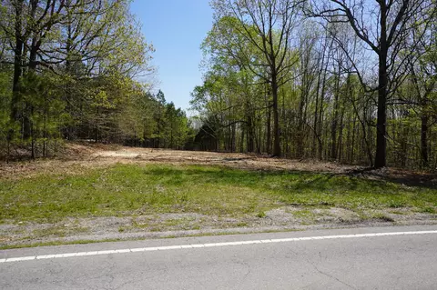 6 Highway 232, Stewart, TN 37175