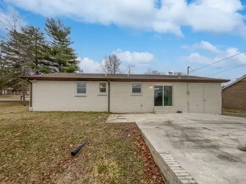 Exterior - 4554 Allison Ln, Springfield, TN 37172 photo 2 of 5