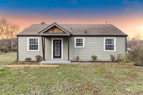 5502 Oakmont Cir, Nashville, TN 37209