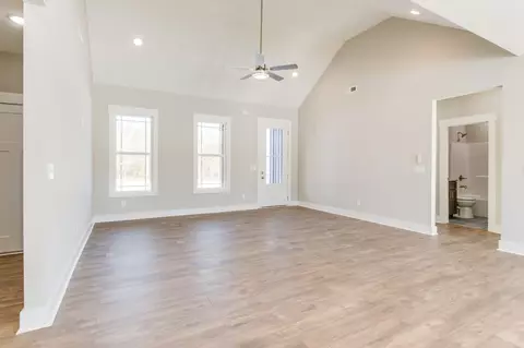1601 Smartt Station Rd, Morrison, TN 37357 photo 7