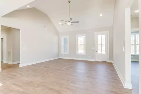 1601 Smartt Station Rd, Morrison, TN 37357 photo 9