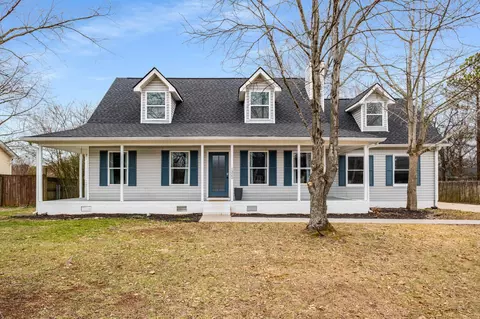 1322 Sycamore Dr, Murfreesboro, TN 37128