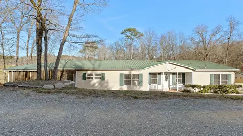 343 Graham Rd, Soddy Daisy, TN 37379