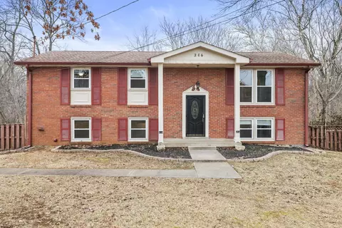 306 Crestridge Dr, Old Hickory, TN 37138