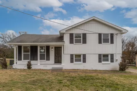 3820 Dubois Dr, Nashville, TN 37207