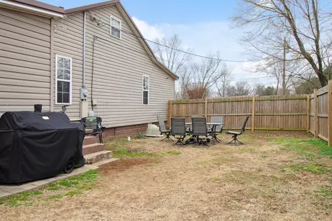 211 Powell St, Decherd, TN 37324 photo 25