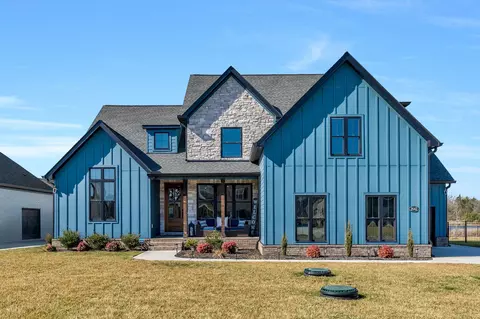 2642 Holly Springs Dr, Murfreesboro, TN 37128