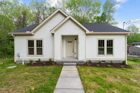 1125 Allen Rd, Burns, TN 37029