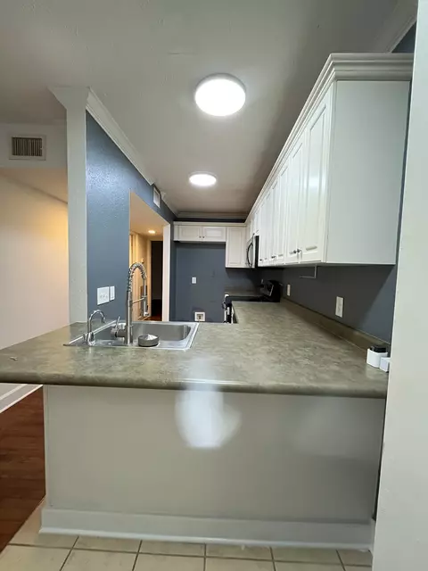 Kitchen - 802 E Main St #22, Murfreesboro, TN 37130 photo 1 of 4