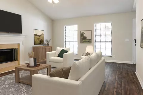 Living - 1108 Elkader Ct S, Antioch, TN 37013 photo 2 of 2