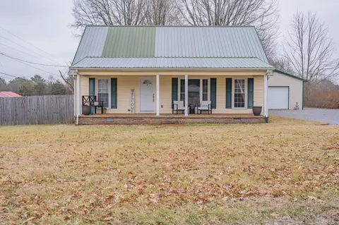 482 Hillcrest Rd, Manchester, TN 37355