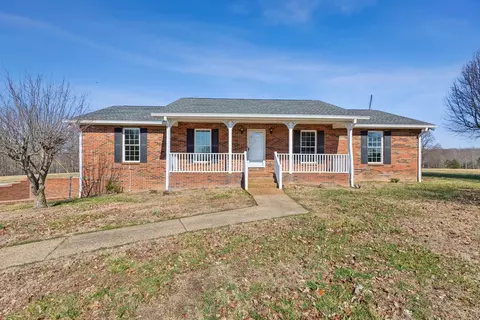 4177 Long Creek Rd, Lafayette, TN 37083