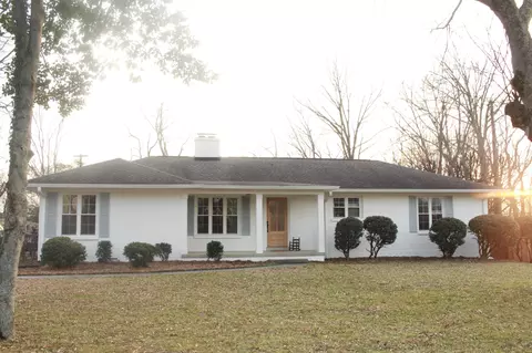 1004 Rolling Fields Cir, Columbia, TN 38401