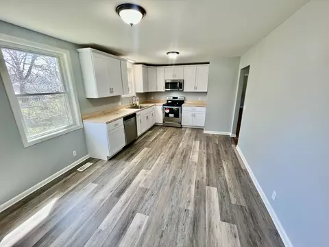 Kitchen - 109 Bryant Ave, Dickson, TN 37055 photo 2 of 2