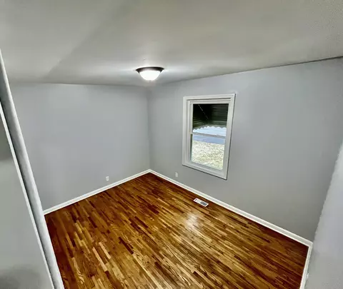 Bedroom - 109 Bryant Ave, Dickson, TN 37055 photo 3 of 4