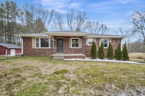 8951 Old Locust Creek Rd, Bon Aqua, TN 37025