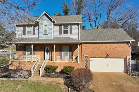 316 Chickasaw Trl, Goodlettsville, TN 37072