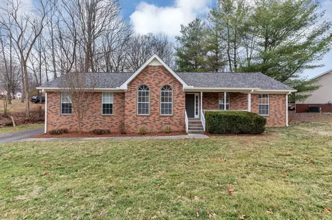 303 Autumn Wood Dr, White House, TN 37188