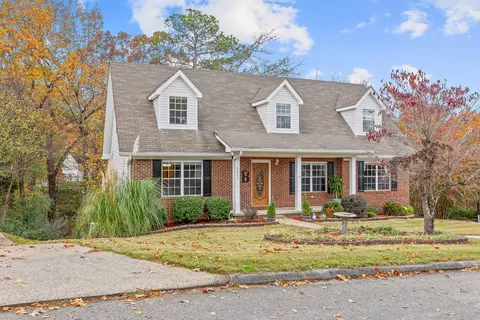 6607 White Sands Ln, Hixson, TN 37343