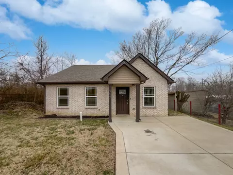 907 16th Ave E, Springfield, TN 37172