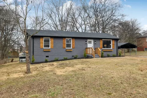206 Santa Monica Blvd N, Gallatin, TN 37066