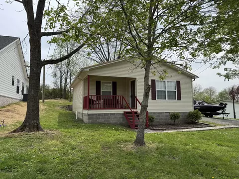 110 Fairfield Rd E, Wartrace, TN 37183