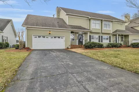 1210 Constitution Dr, Chattanooga, TN 37405