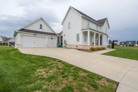 48 Paddleboard Ct, Winchester, TN 37398