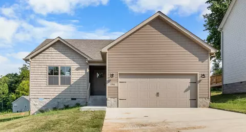1386 Isaiah Dr, Clarksville, TN 37042