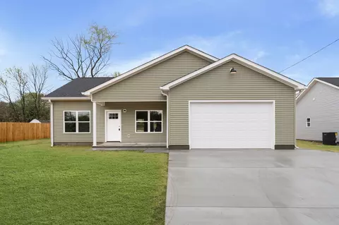 803 Shepard St S, Winchester, TN 37398