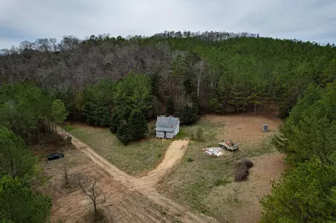 156 Henderson Rd, Trion, GA 30753