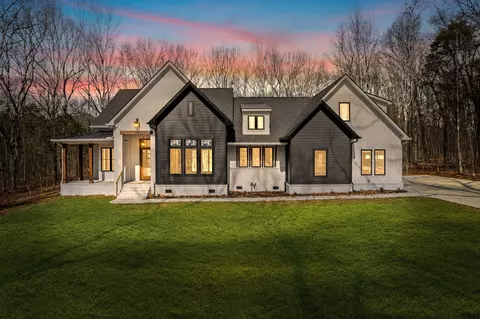 2169 Saint Johns Rd, Lascassas, TN 37085