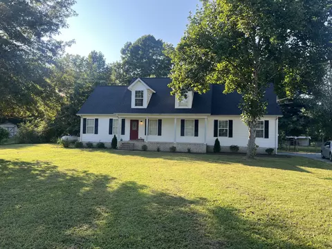 112 Lee Ann Dr, Shelbyville, TN 37160