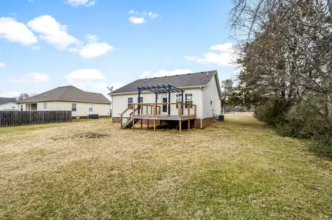 Exterior - 465 Crescent Rd, Murfreesboro, TN 37128 photo 3 of 7