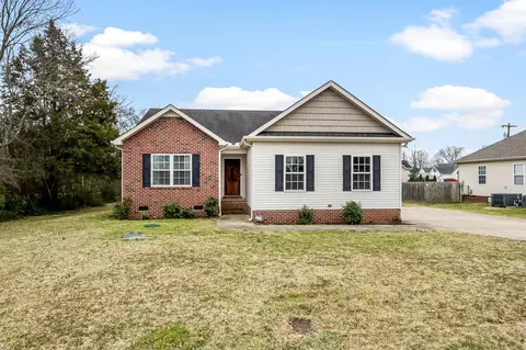 465 Crescent Rd, Murfreesboro, TN 37128