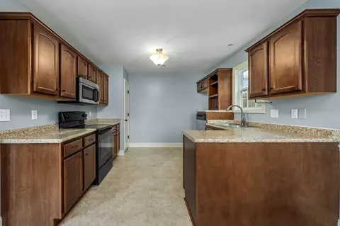 Kitchen - 465 Crescent Rd, Murfreesboro, TN 37128 photo 1 of 3