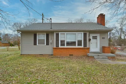 1028 Meadowview Dr, Gallatin, TN 37066