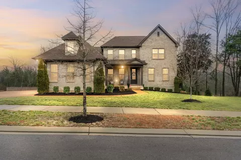 100 Sperance Ln, Gallatin, TN 37066
