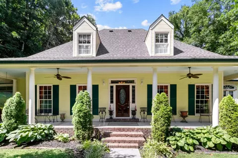 7853 Old Charlotte Pike, Nashville, TN 37209