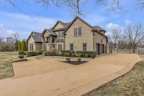 2825 Wright Haven Ct, Murfreesboro, TN 37130 photo 3