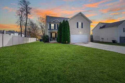 1377 Francesca Dr, Clarksville, TN 37042