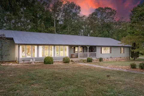 312 Roscoe Lynn Rd, Hillsboro, TN 37342