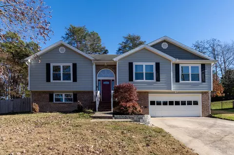 927 Brookrun Dr, Hixson, TN 37343