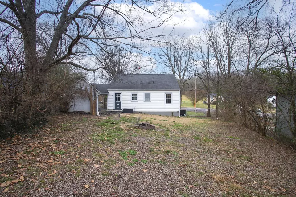 Exterior - 2616 Flamingo Dr, Nashville, TN 37207 photo 8 of 8