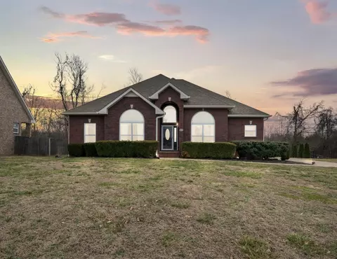 1193 Voyage Ct, Adams, TN 37010