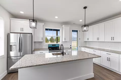Kitchen - 1713 Three Island Rd, Walling, TN 38587 photo 1 of 5