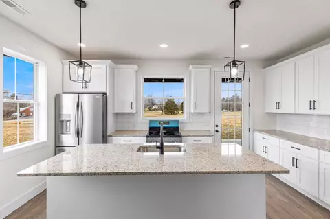 Kitchen - 1713 Three Island Rd, Walling, TN 38587 photo 2 of 5
